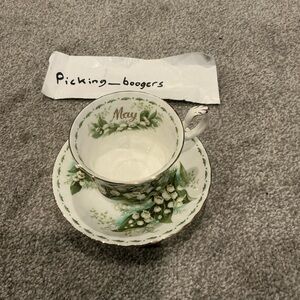 Vintage ROYAL ALBERT Lily of the Valley FLOWERS OF THE MONTH Cup & Saucer MAY